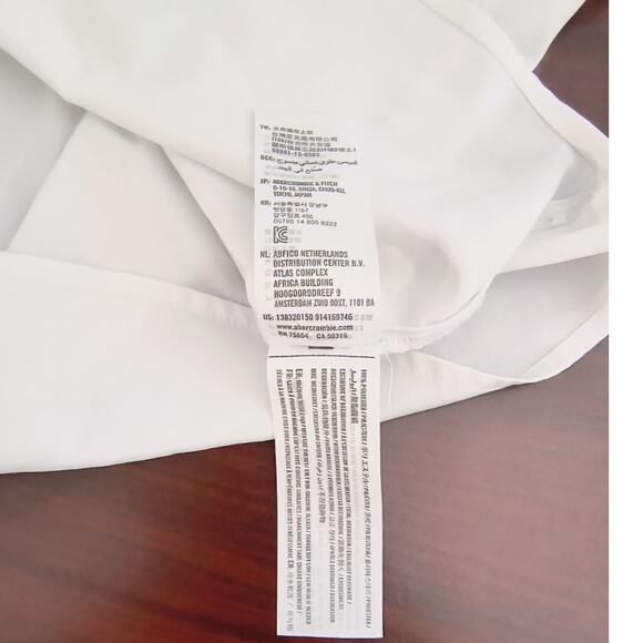 Abercrombie & Fitch Strappy Tank Top women's Size L Cream Color Crepe Pullover - Picture 7 of 10